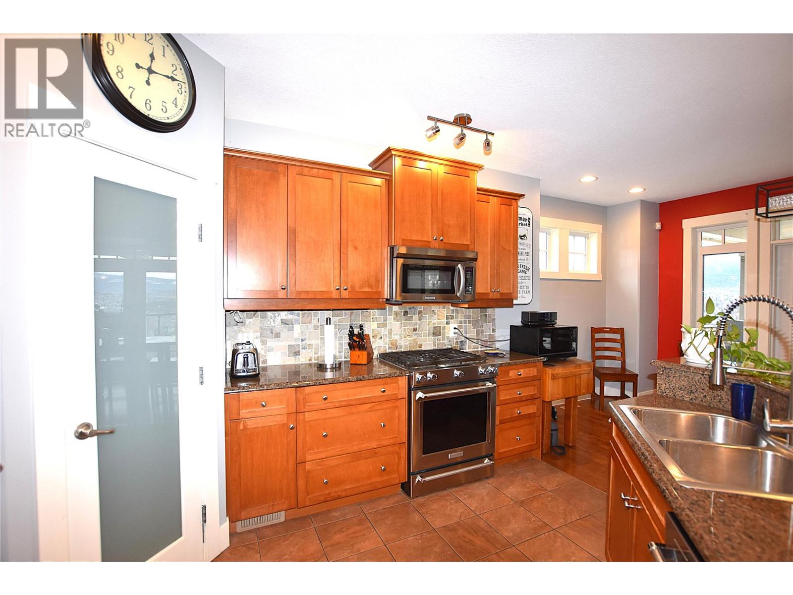 3721 Razorback Court, Vernon, British Columbia  V1T 9W4 - Photo 23 - 10379909