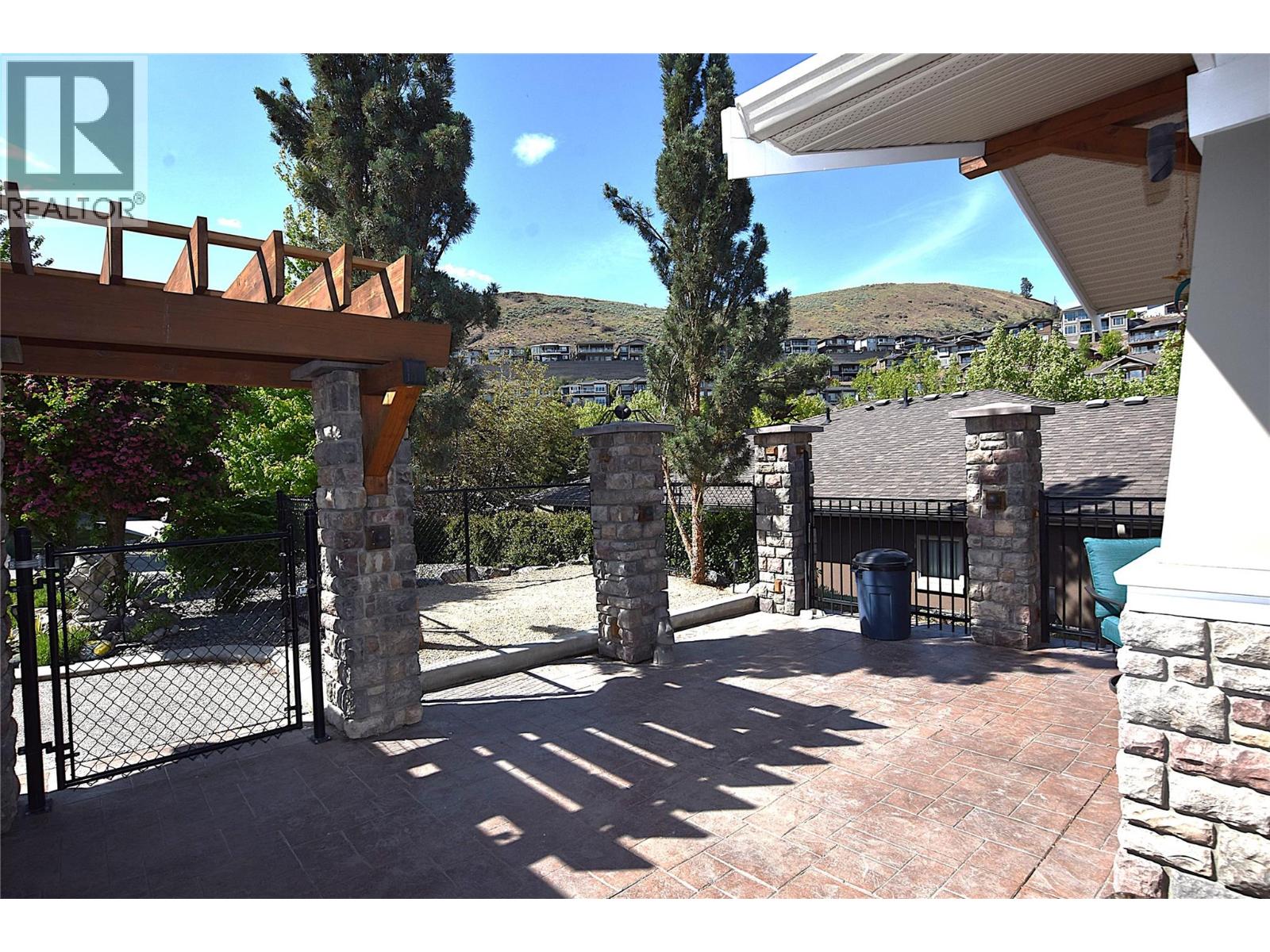 3721 Razorback Court, Vernon, British Columbia  V1T 9W4 - Photo 6 - 10379909