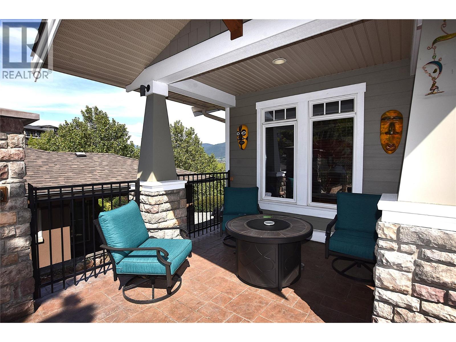 3721 Razorback Court, Vernon, British Columbia  V1T 9W4 - Photo 8 - 10379909