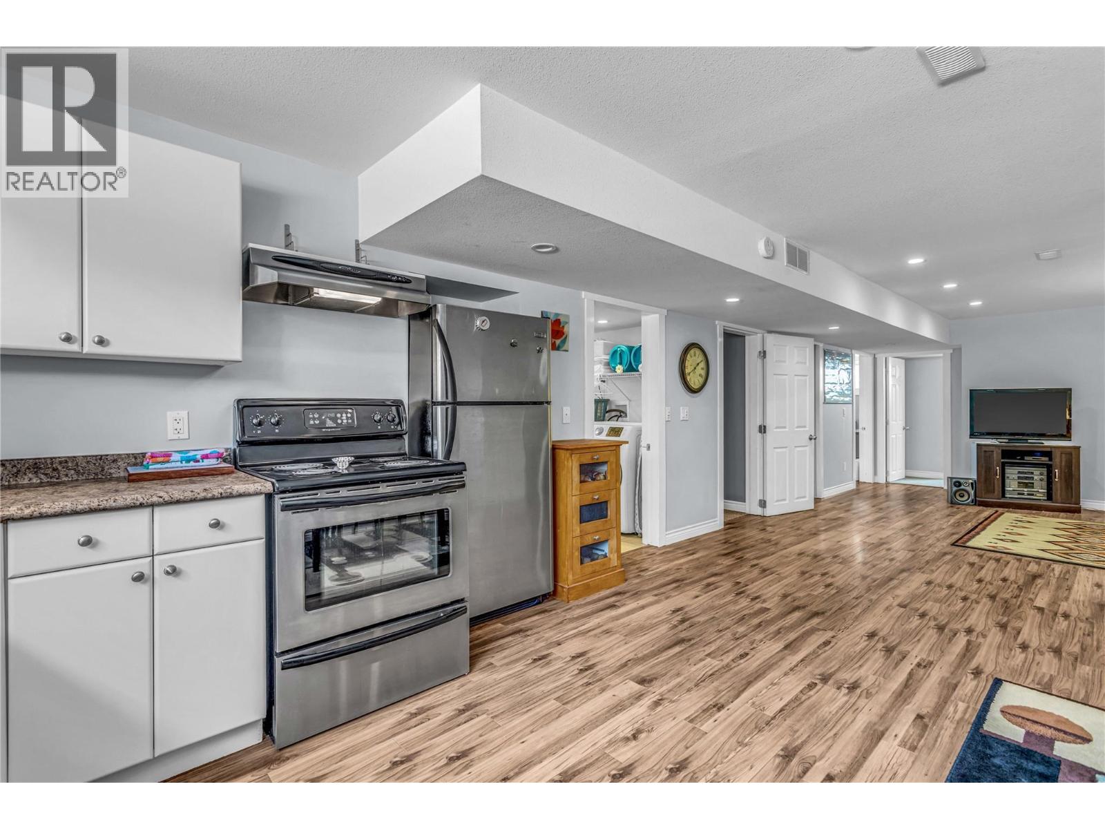 2460 Sexsmith Road, Kelowna, British Columbia  V1V 2E9 - Photo 20 - 10379875