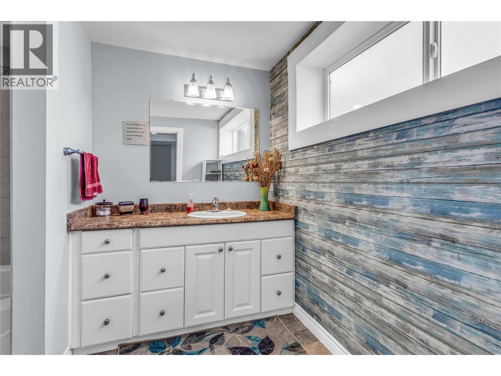 2460 Sexsmith Road, Kelowna, British Columbia  V1V 2E9 - Photo 22 - 10379875