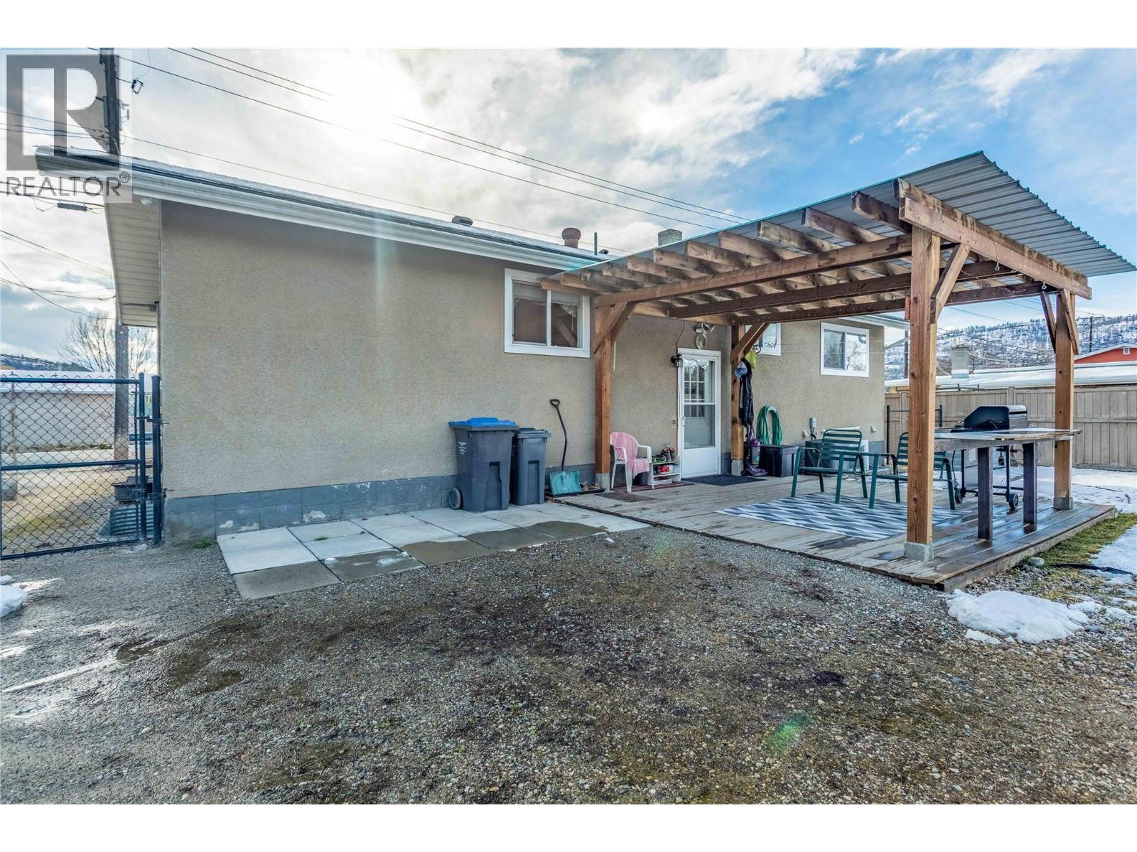 2460 Sexsmith Road, Kelowna, British Columbia  V1V 2E9 - Photo 27 - 10379875