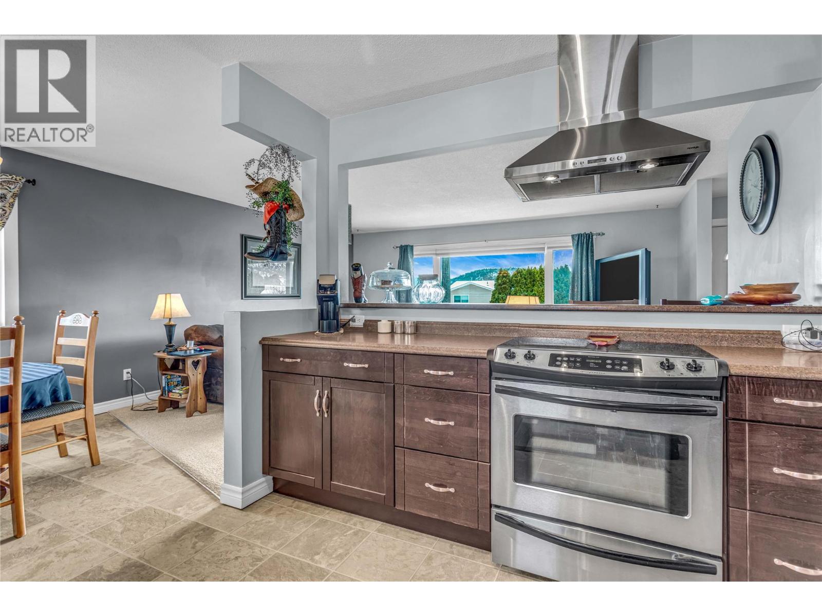 2460 Sexsmith Road, Kelowna, British Columbia  V1V 2E9 - Photo 6 - 10379875