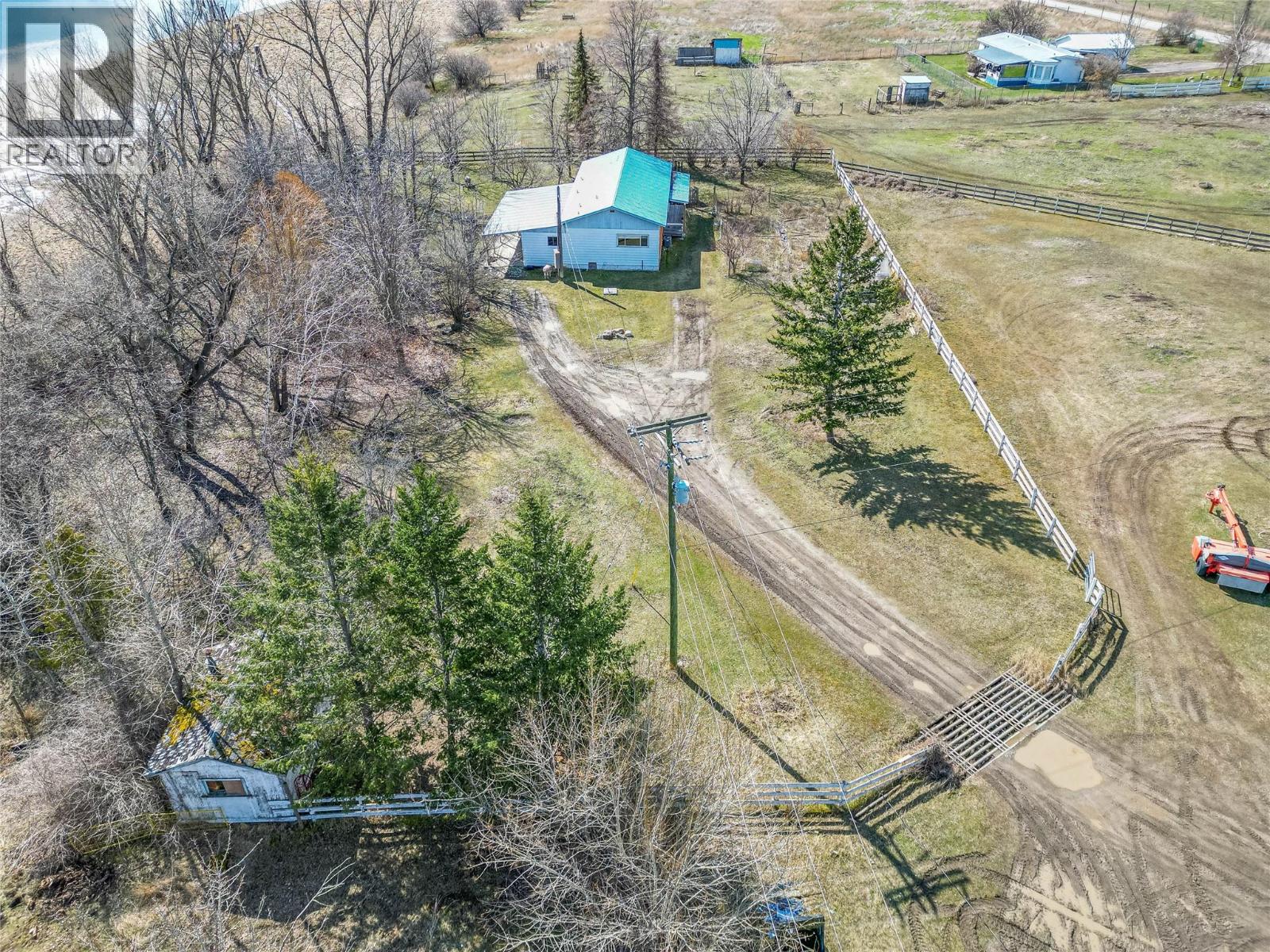 5024 Pinantan Road, Pritchard, British Columbia  V0E 2P0 - Photo 15 - 10379310