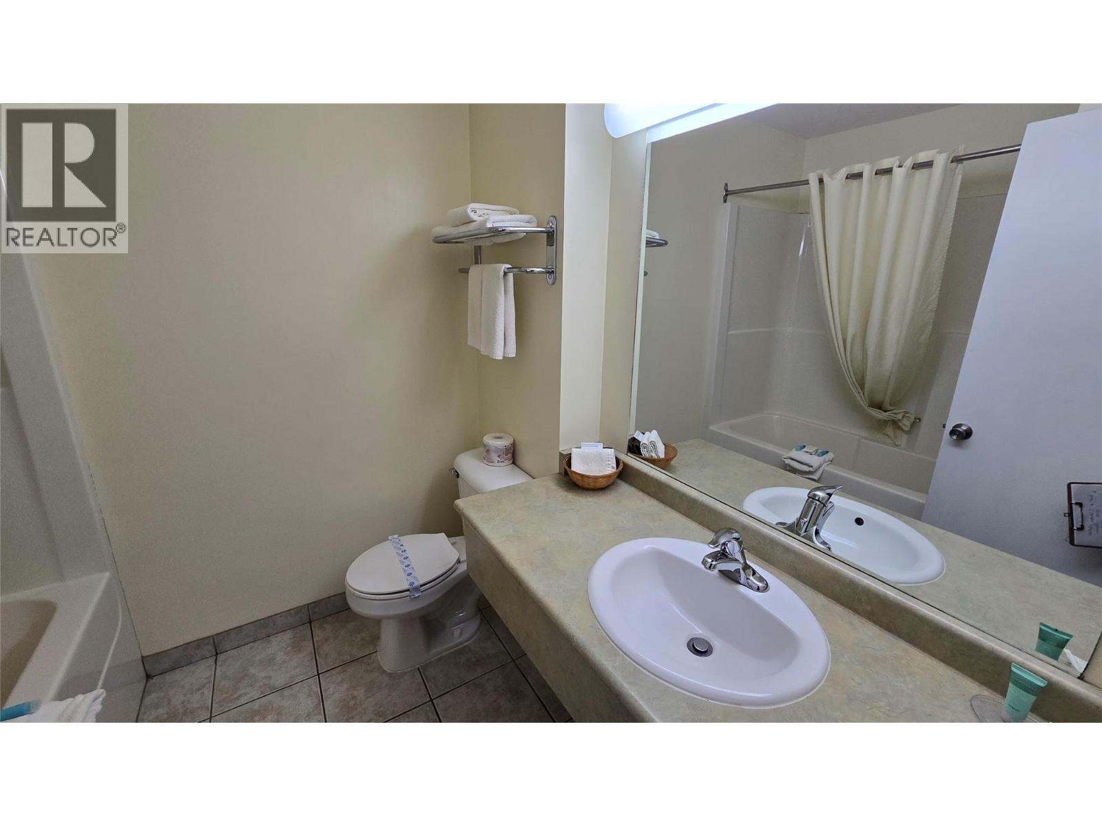 12004 8 Street, Dawson Creek, British Columbia  V1G 4Y5 - Photo 21 - 10380002