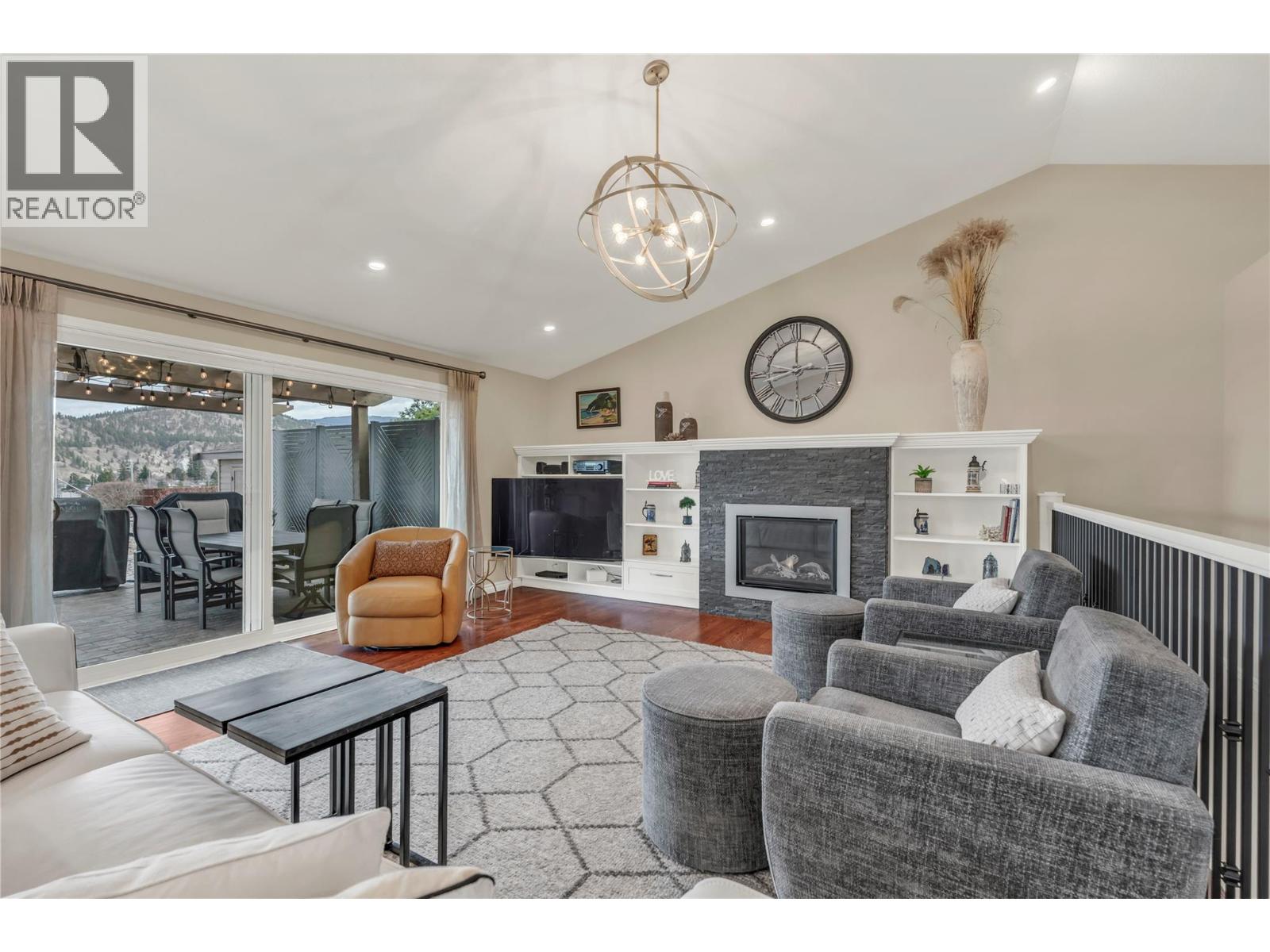 163 Westview Drive, Penticton, British Columbia  V2A 7V9 - Photo 4 - 10379736