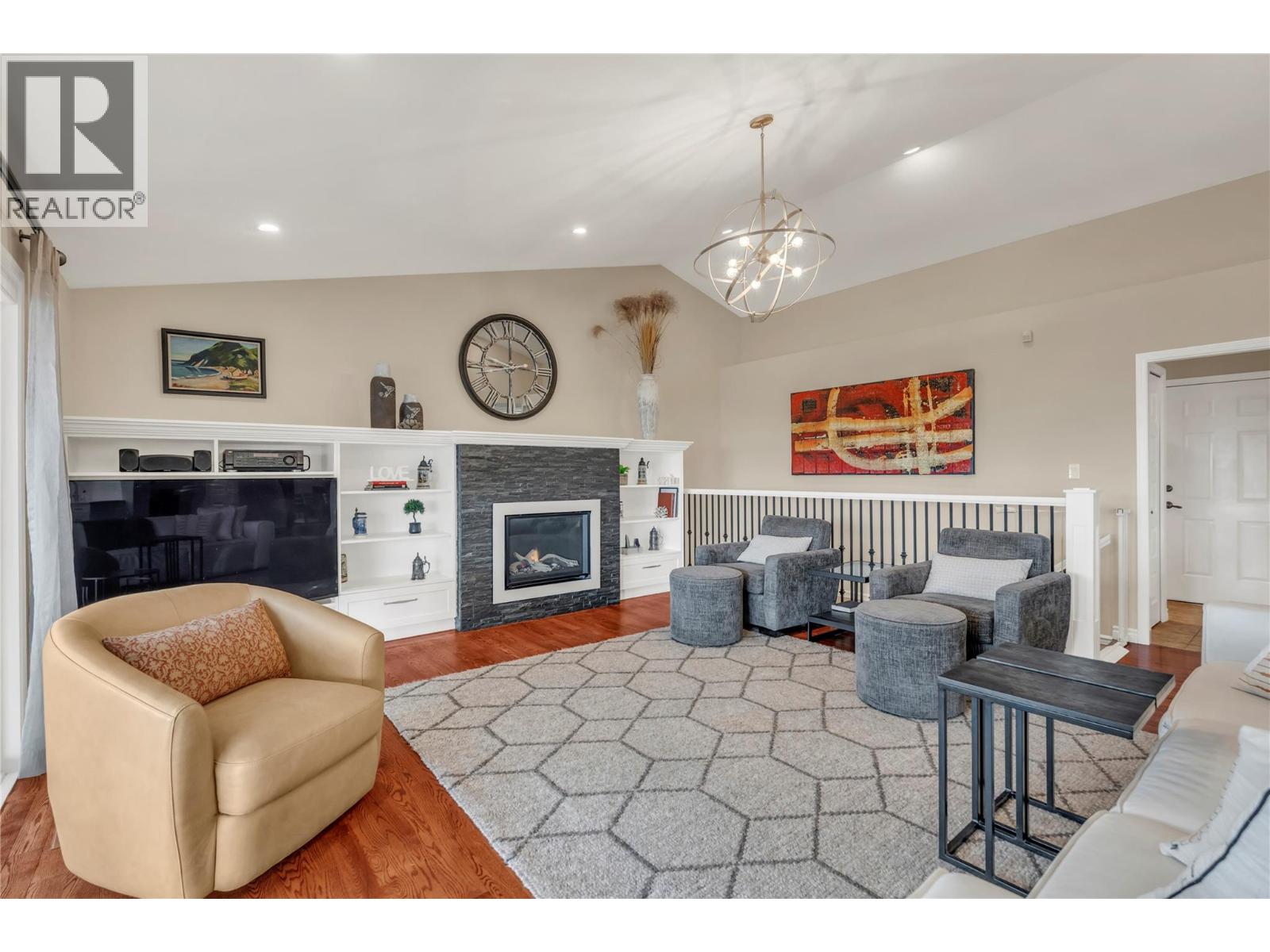 163 Westview Drive, Penticton, British Columbia  V2A 7V9 - Photo 6 - 10379736