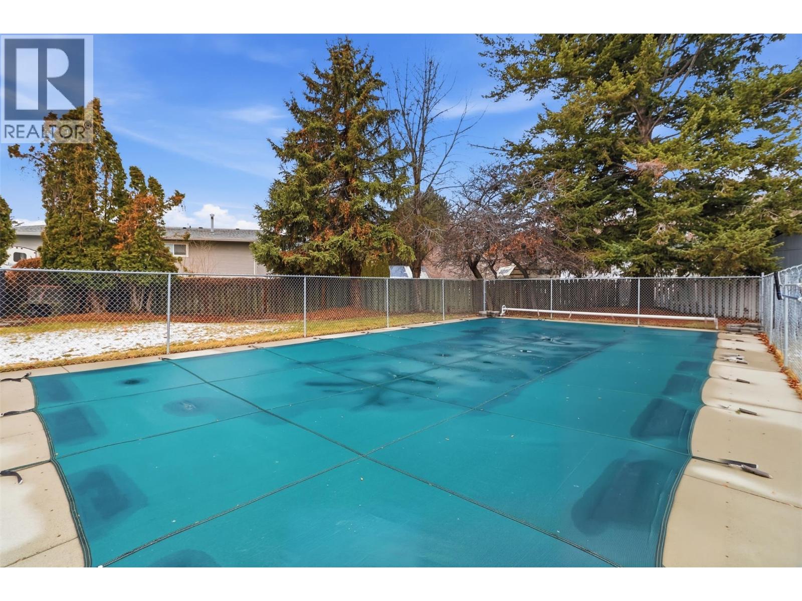 2460 Briarwood Avenue, Kamloops, British Columbia  V2B 4Z9 - Photo 17 - 10380069