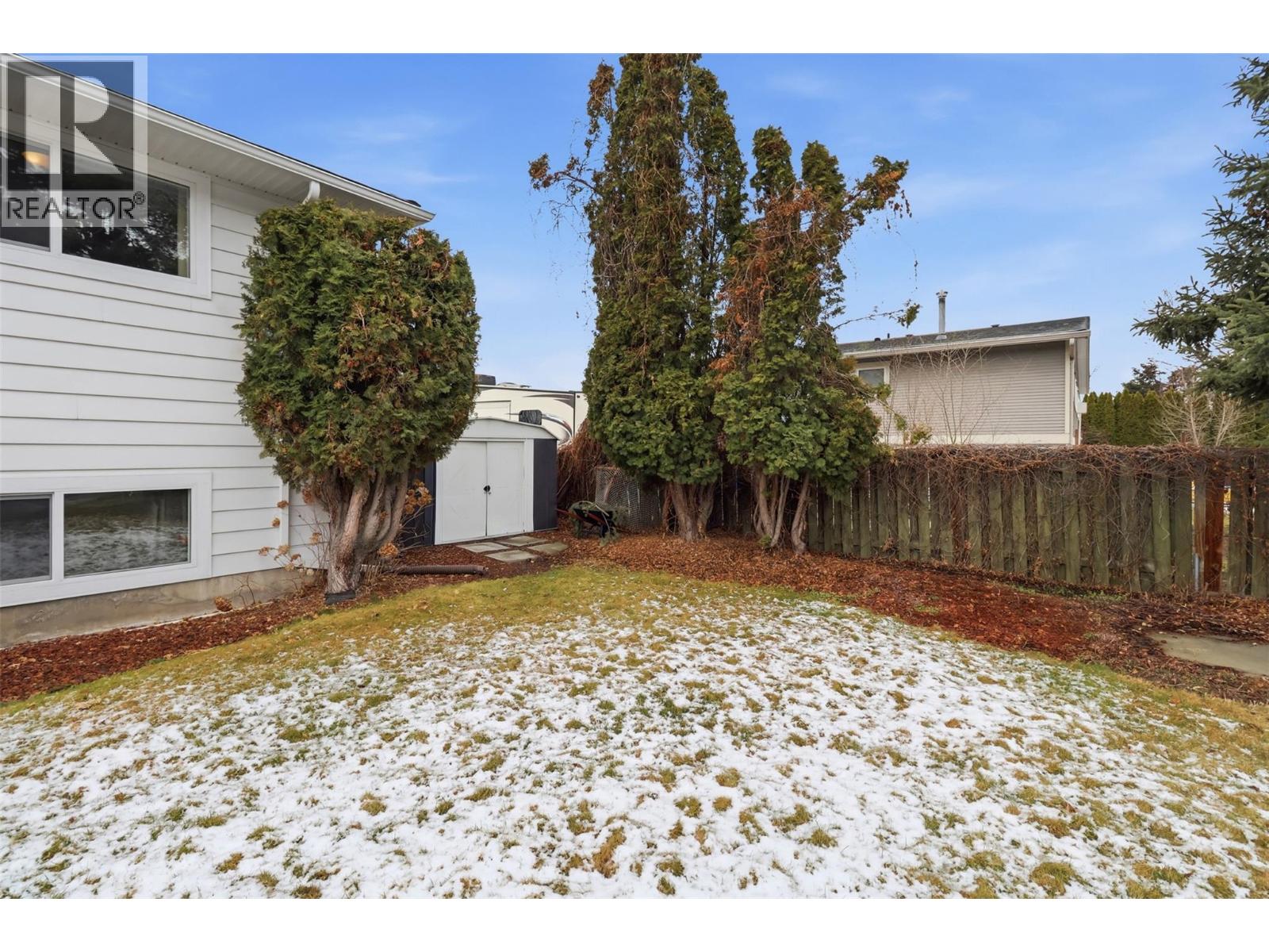 2460 Briarwood Avenue, Kamloops, British Columbia  V2B 4Z9 - Photo 40 - 10380069