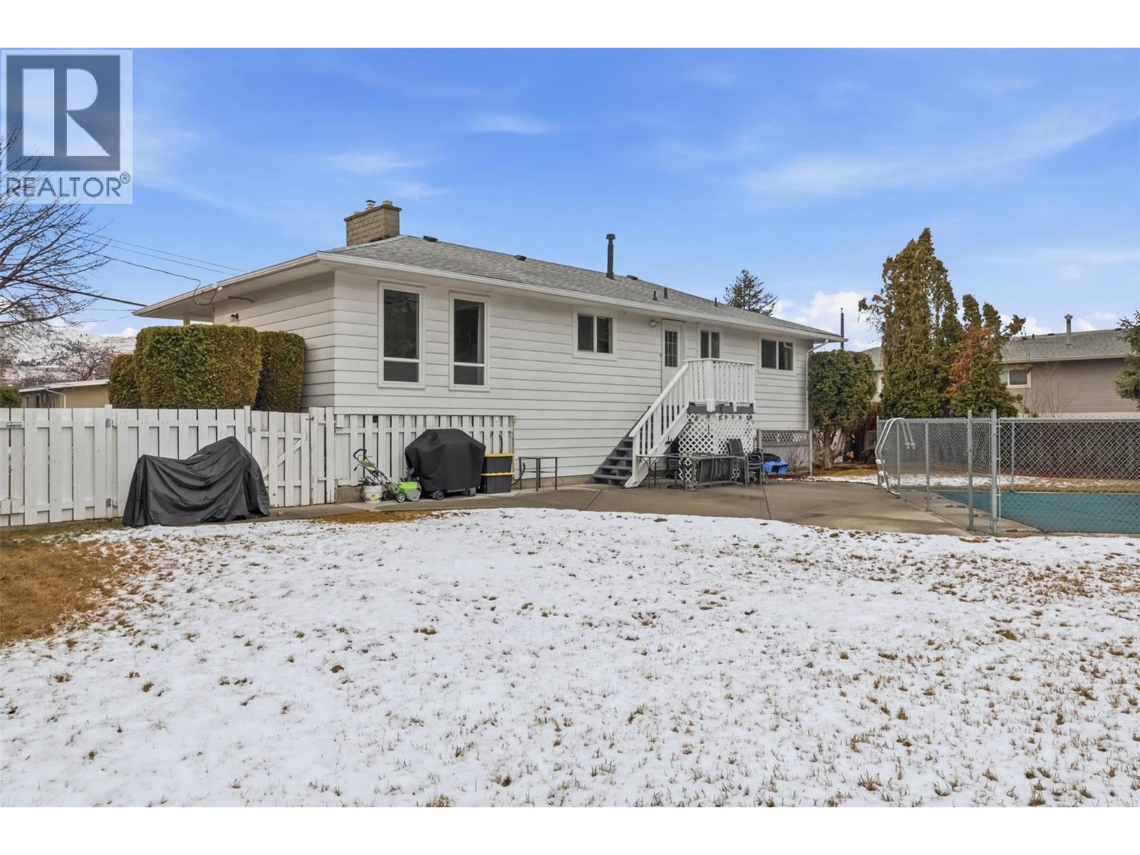 2460 Briarwood Avenue, Kamloops, British Columbia  V2B 4Z9 - Photo 41 - 10380069