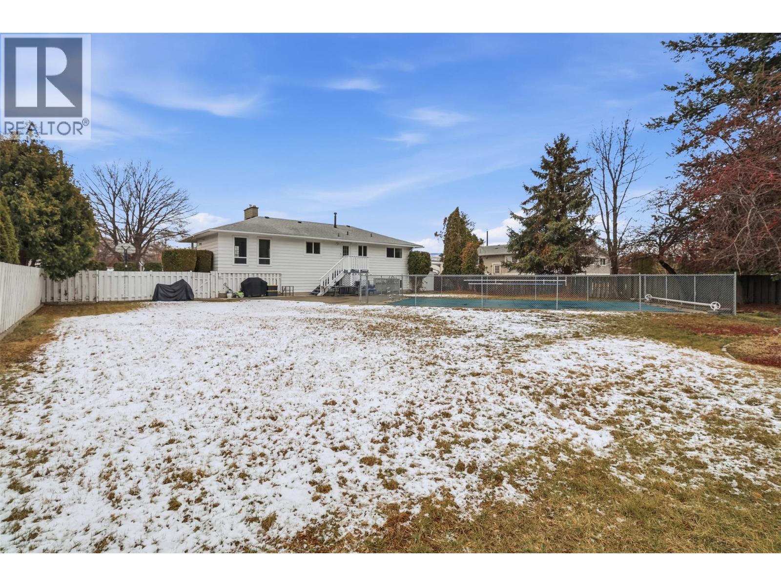 2460 Briarwood Avenue, Kamloops, British Columbia  V2B 4Z9 - Photo 42 - 10380069