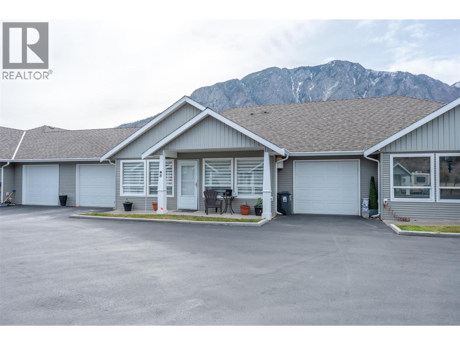 601 9th Street Unit# 8, keremeos, British Columbia