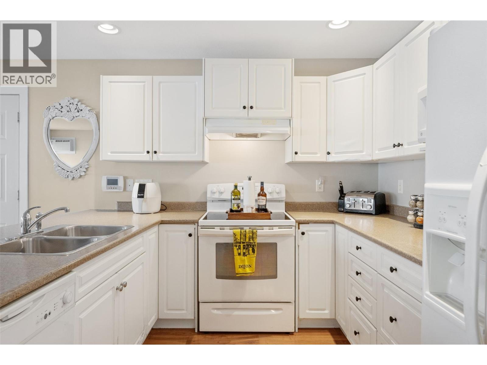 601 9th Street Unit# 8, Keremeos, British Columbia  V0X 1N3 - Photo 15 - 10379575
