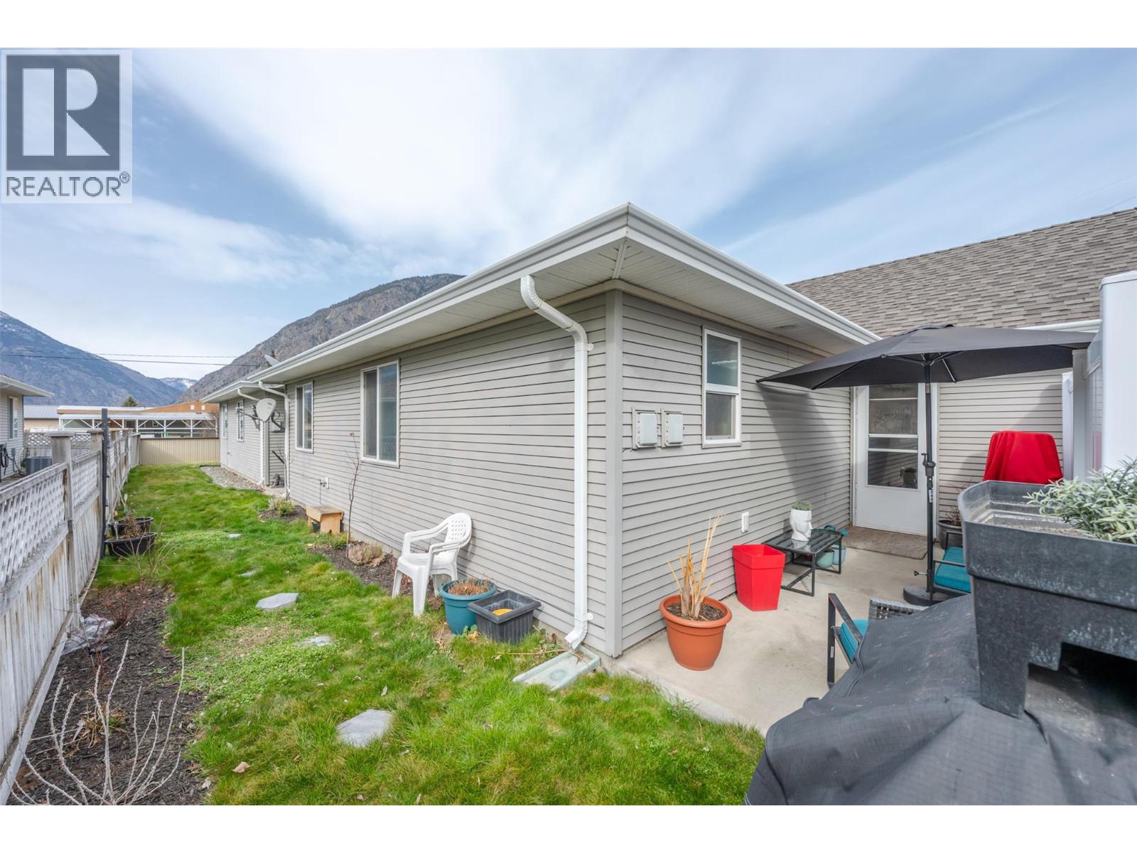 601 9th Street Unit# 8, Keremeos, British Columbia  V0X 1N3 - Photo 31 - 10379575