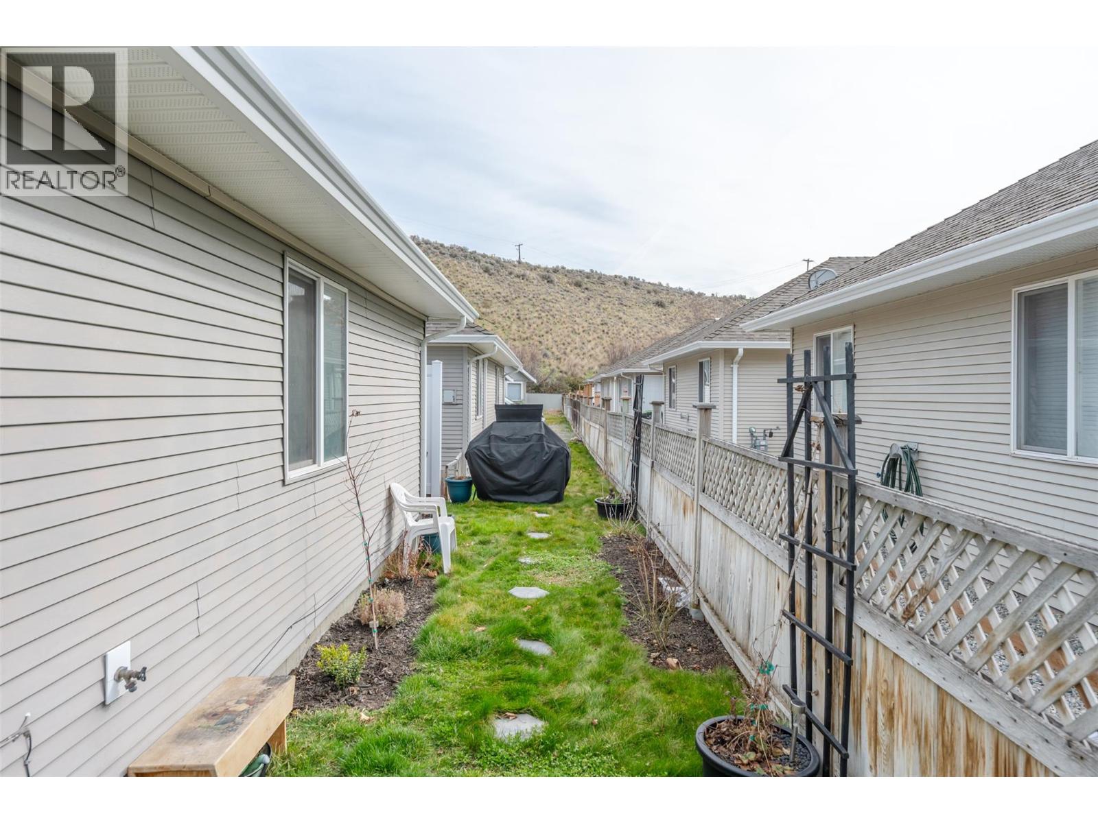 601 9th Street Unit# 8, Keremeos, British Columbia  V0X 1N3 - Photo 36 - 10379575