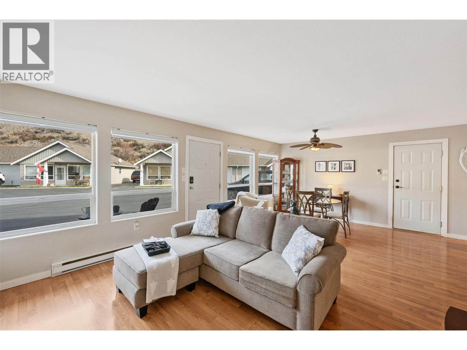 601 9th Street Unit# 8, Keremeos, British Columbia  V0X 1N3 - Photo 4 - 10379575