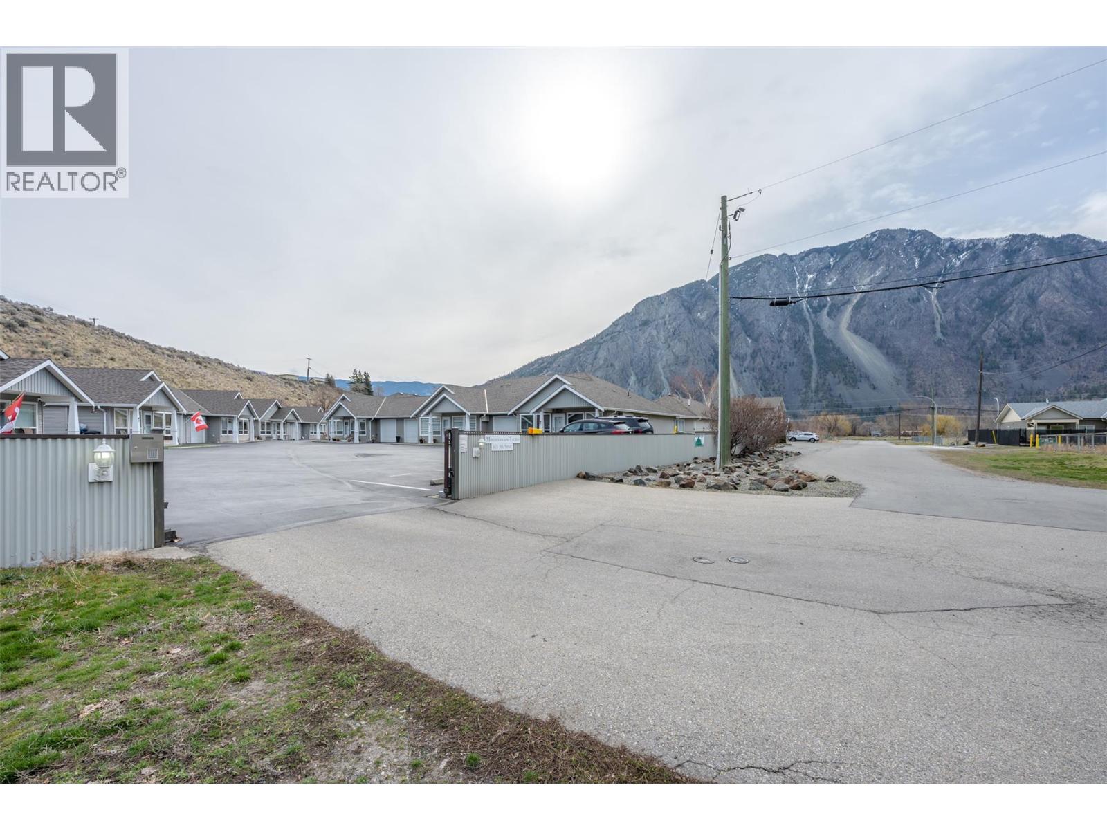 601 9th Street Unit# 8, Keremeos, British Columbia  V0X 1N3 - Photo 41 - 10379575