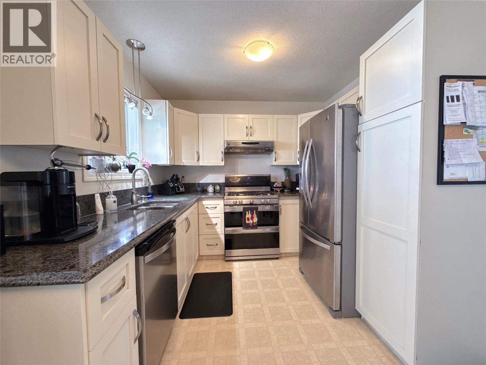 4216 Lobelia Drive, Osoyoos, British Columbia  V0H 1V1 - Photo 11 - 10379207