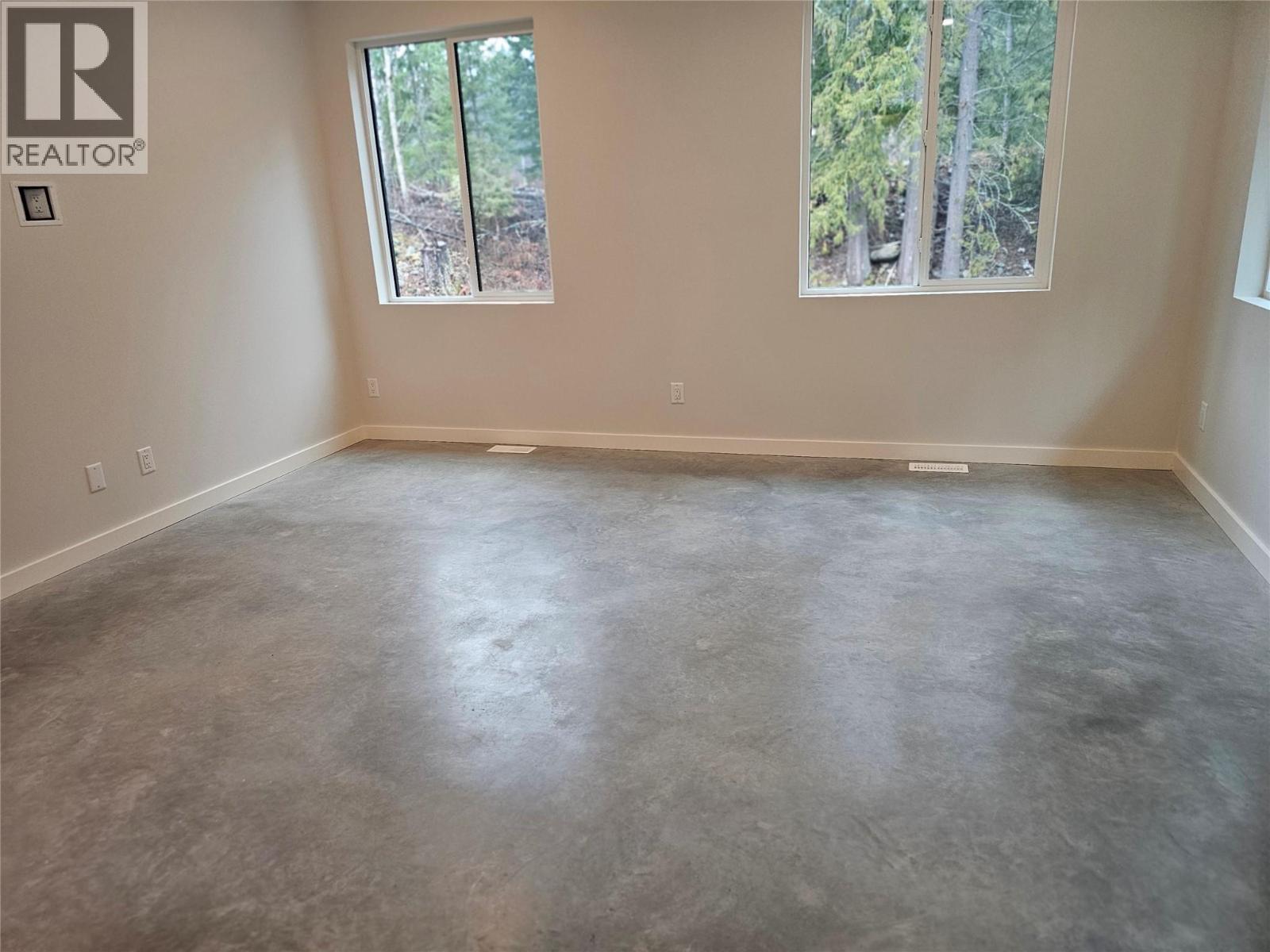 2801 Harlow Road, Nelson, British Columbia  V1L 6L3 - Photo 21 - 10379874