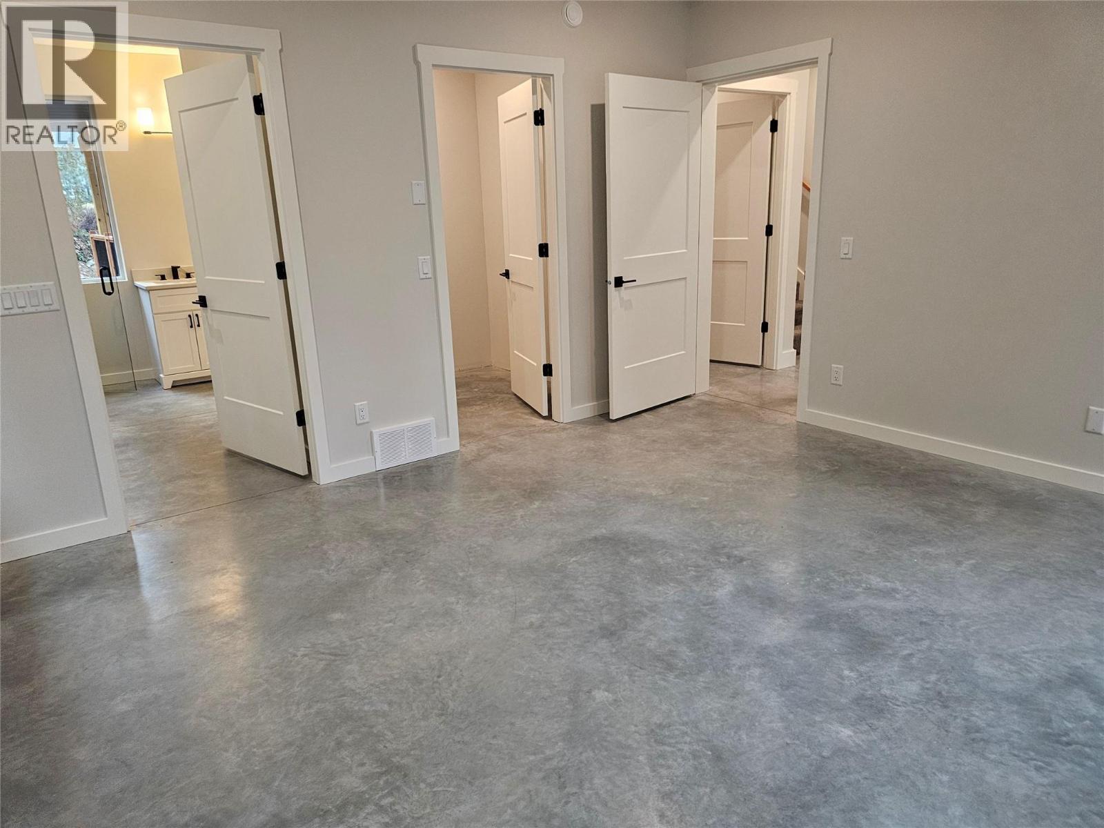 2801 Harlow Road, Nelson, British Columbia  V1L 6L3 - Photo 22 - 10379874
