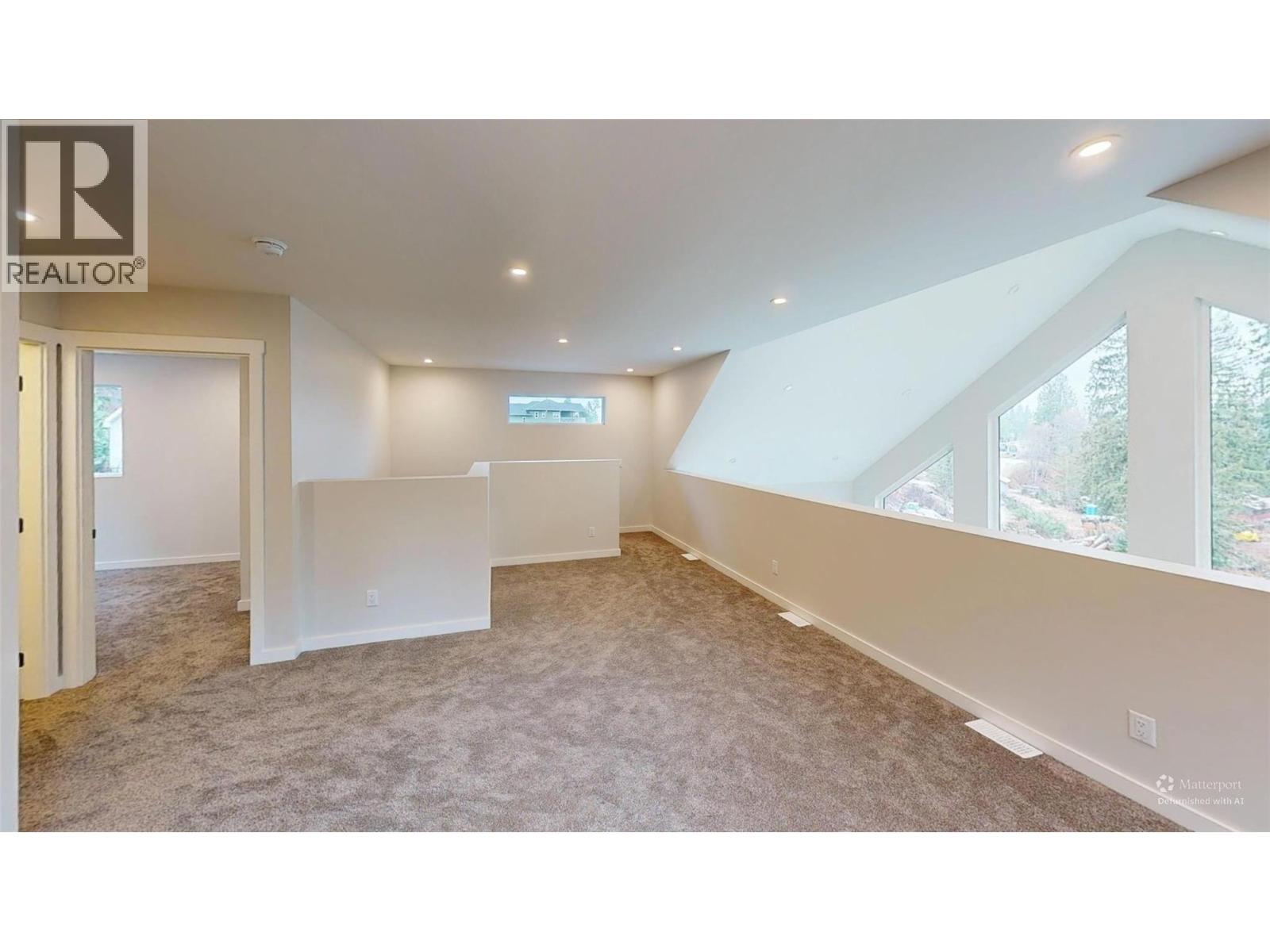 2801 Harlow Road, Nelson, British Columbia  V1L 6L3 - Photo 35 - 10379874
