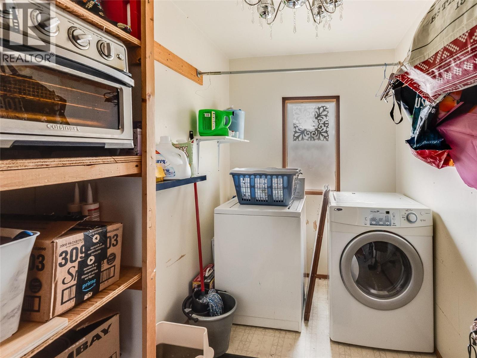 1057 Quance Street, Castlegar, British Columbia  V0G 1X0 - Photo 33 - 10379699