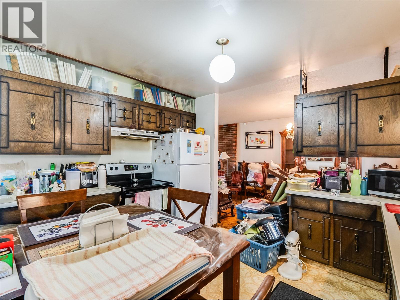 626 9th Avenue, Castlegar, British Columbia  V1N 1M4 - Photo 13 - 10379698