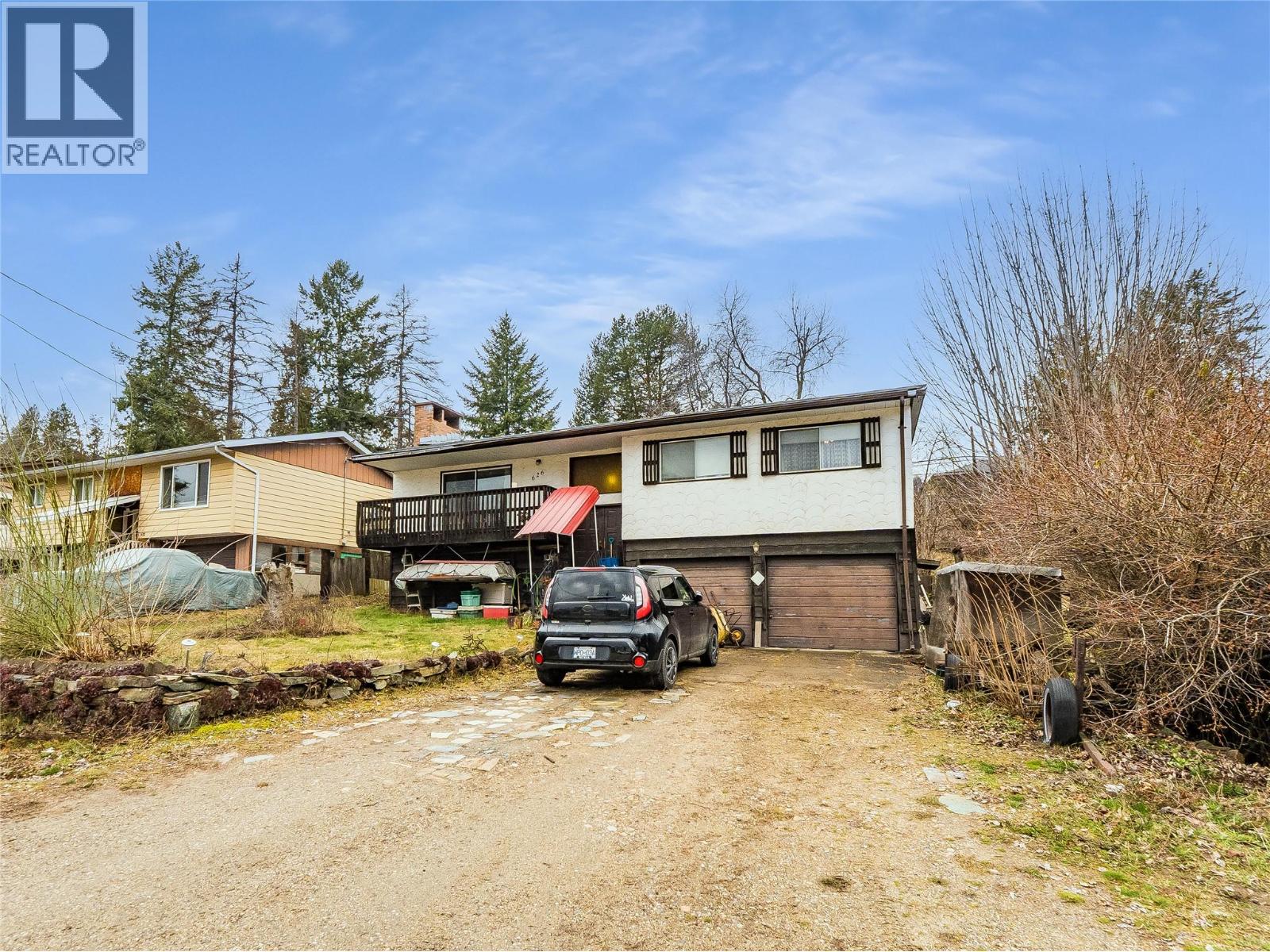 626 9th Avenue, Castlegar, British Columbia  V1N 1M4 - Photo 24 - 10379698