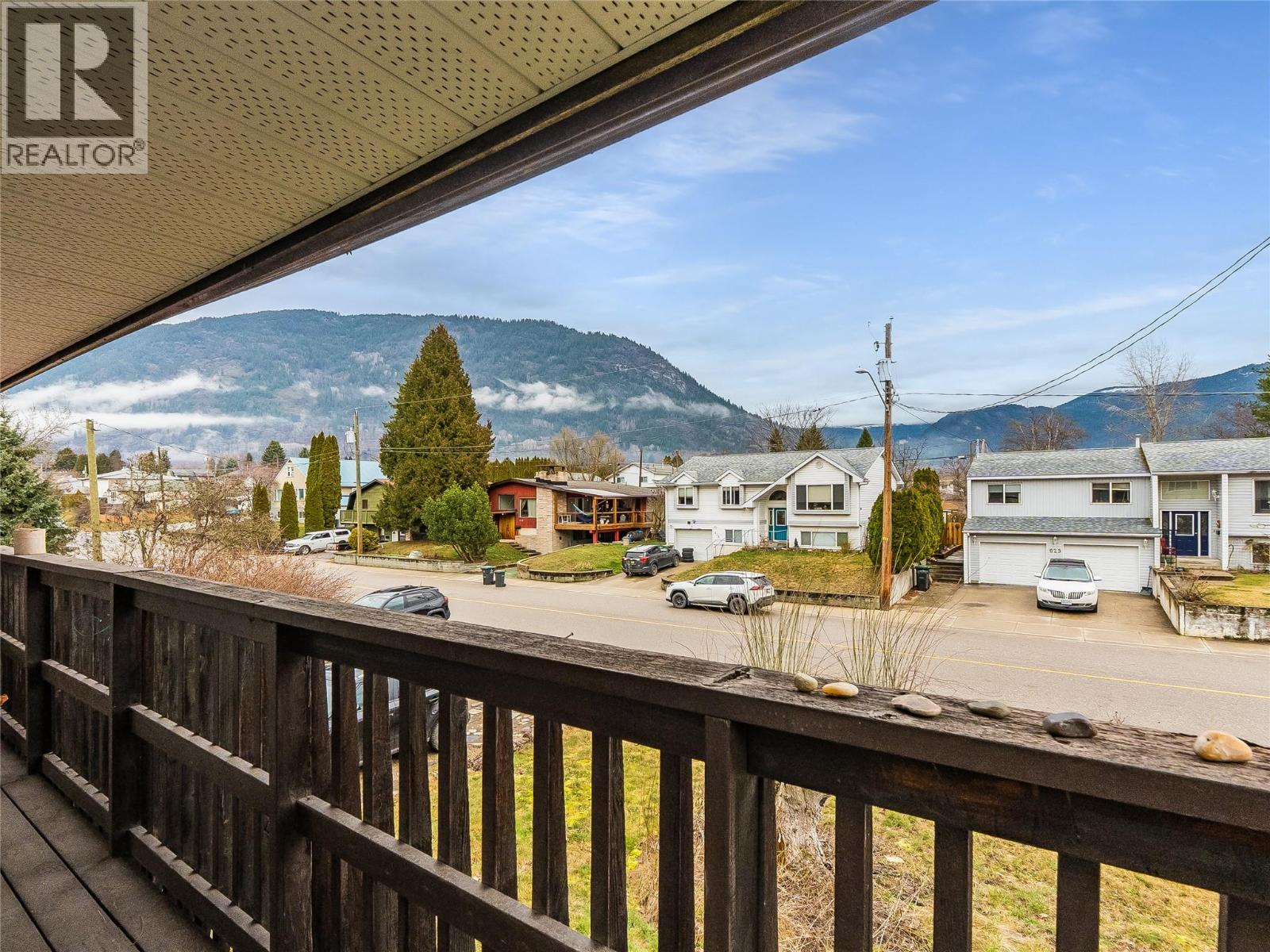 626 9th Avenue, Castlegar, British Columbia  V1N 1M4 - Photo 26 - 10379698
