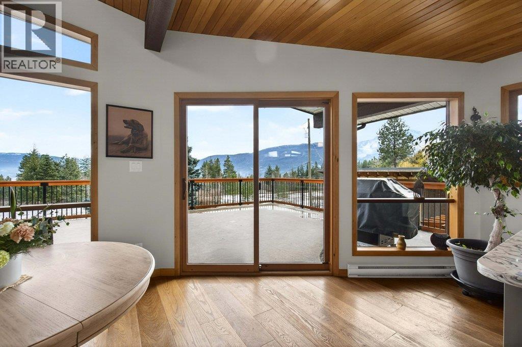 571 60 Street Sw, Salmon Arm, British Columbia  V1E 3B3 - Photo 25 - 10379360