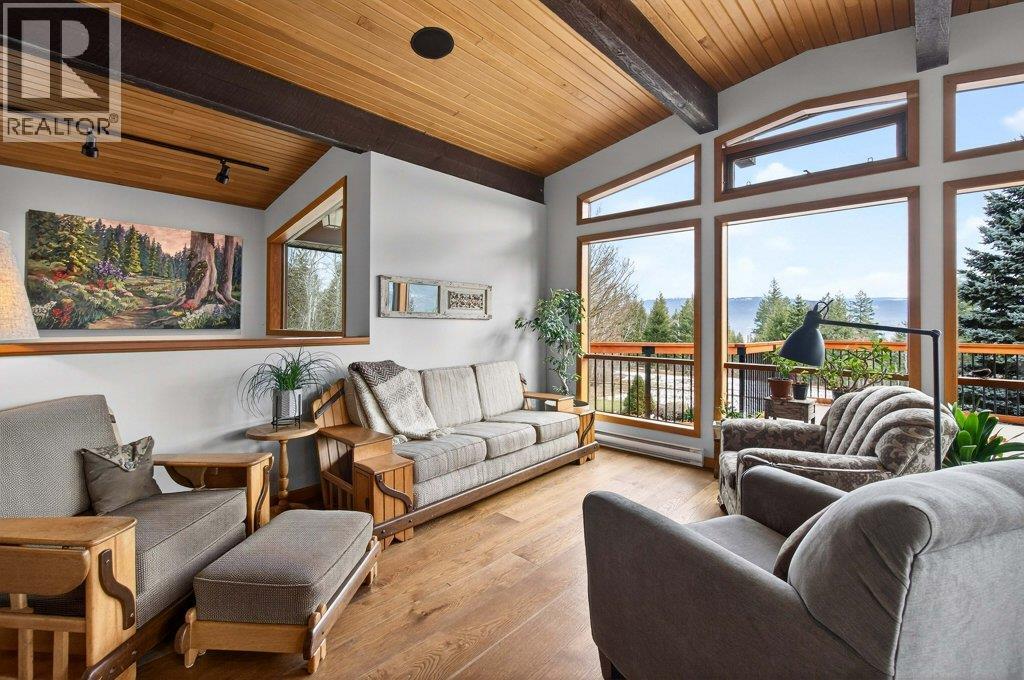 571 60 Street Sw, Salmon Arm, British Columbia  V1E 3B3 - Photo 30 - 10379360