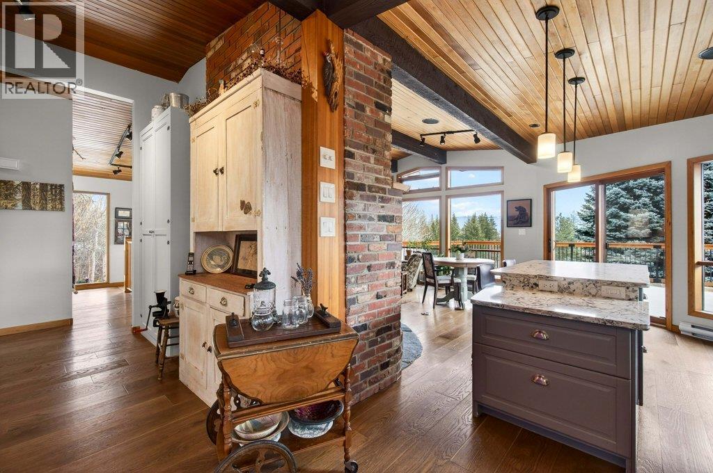 571 60 Street Sw, Salmon Arm, British Columbia  V1E 3B3 - Photo 37 - 10379360