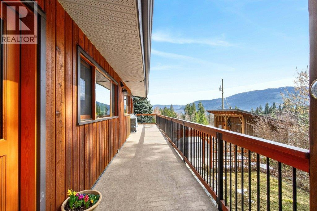 571 60 Street Sw, Salmon Arm, British Columbia  V1E 3B3 - Photo 66 - 10379360
