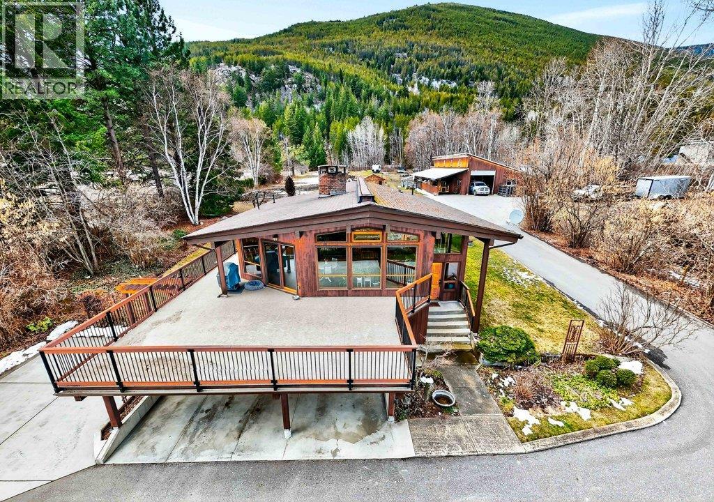 571 60 Street Sw, Salmon Arm, British Columbia  V1E 3B3 - Photo 7 - 10379360