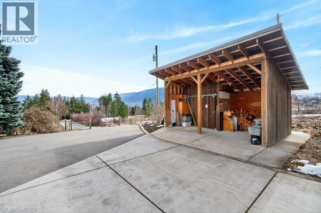 571 60 Street Sw, Salmon Arm, British Columbia  V1E 3B3 - Photo 93 - 10379360