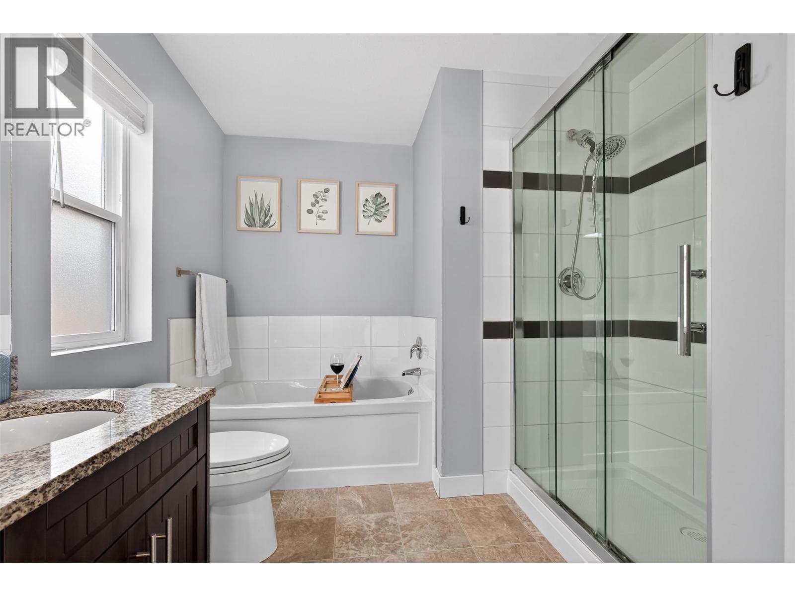 2014 Elkridge Drive, West Kelowna, British Columbia  V4T 3J8 - Photo 11 - 10379816