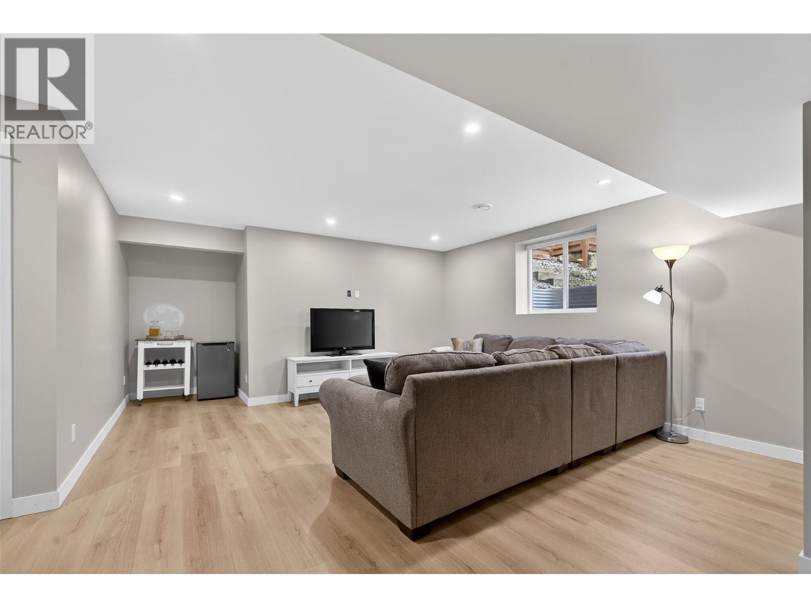 2014 Elkridge Drive, West Kelowna, British Columbia  V4T 3J8 - Photo 20 - 10379816
