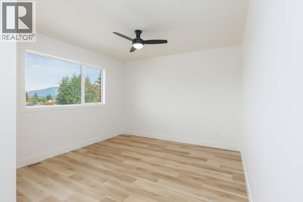 1160 16 Avenue Se, Salmon Arm, British Columbia  V1E 2R5 - Photo 22 - 10380066