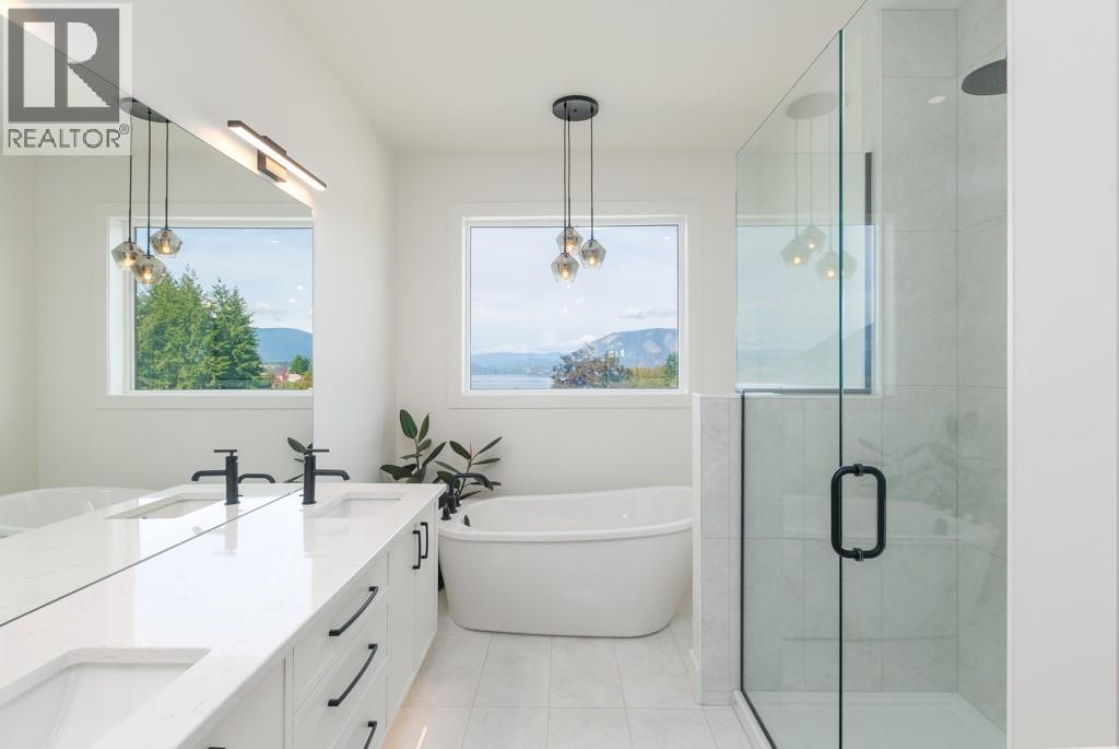 1160 16 Avenue Se, Salmon Arm, British Columbia  V1E 2R5 - Photo 26 - 10380066