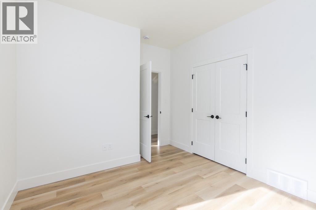 1160 16 Avenue Se, Salmon Arm, British Columbia  V1E 2R5 - Photo 30 - 10380066