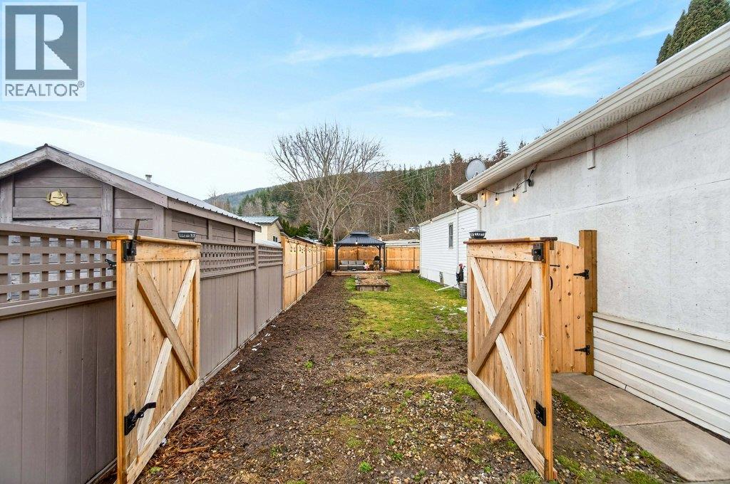6850 53 Street Ne, Salmon Arm, British Columbia  V0E 1K0 - Photo 30 - 10379944