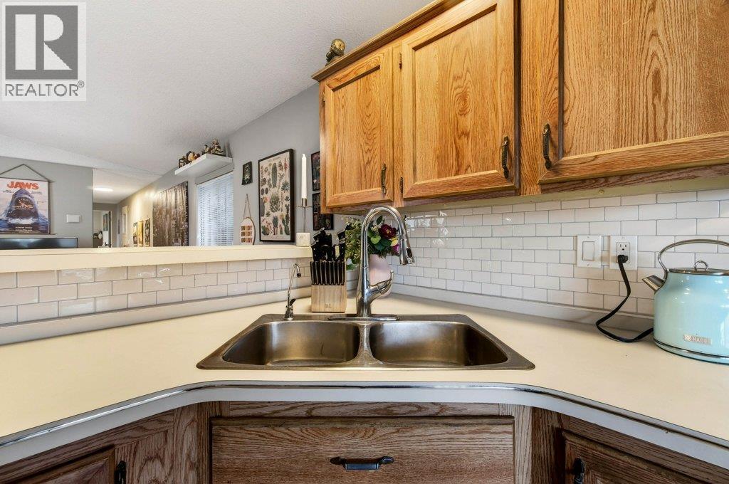 6850 53 Street Ne, Salmon Arm, British Columbia  V0E 1K0 - Photo 5 - 10379944