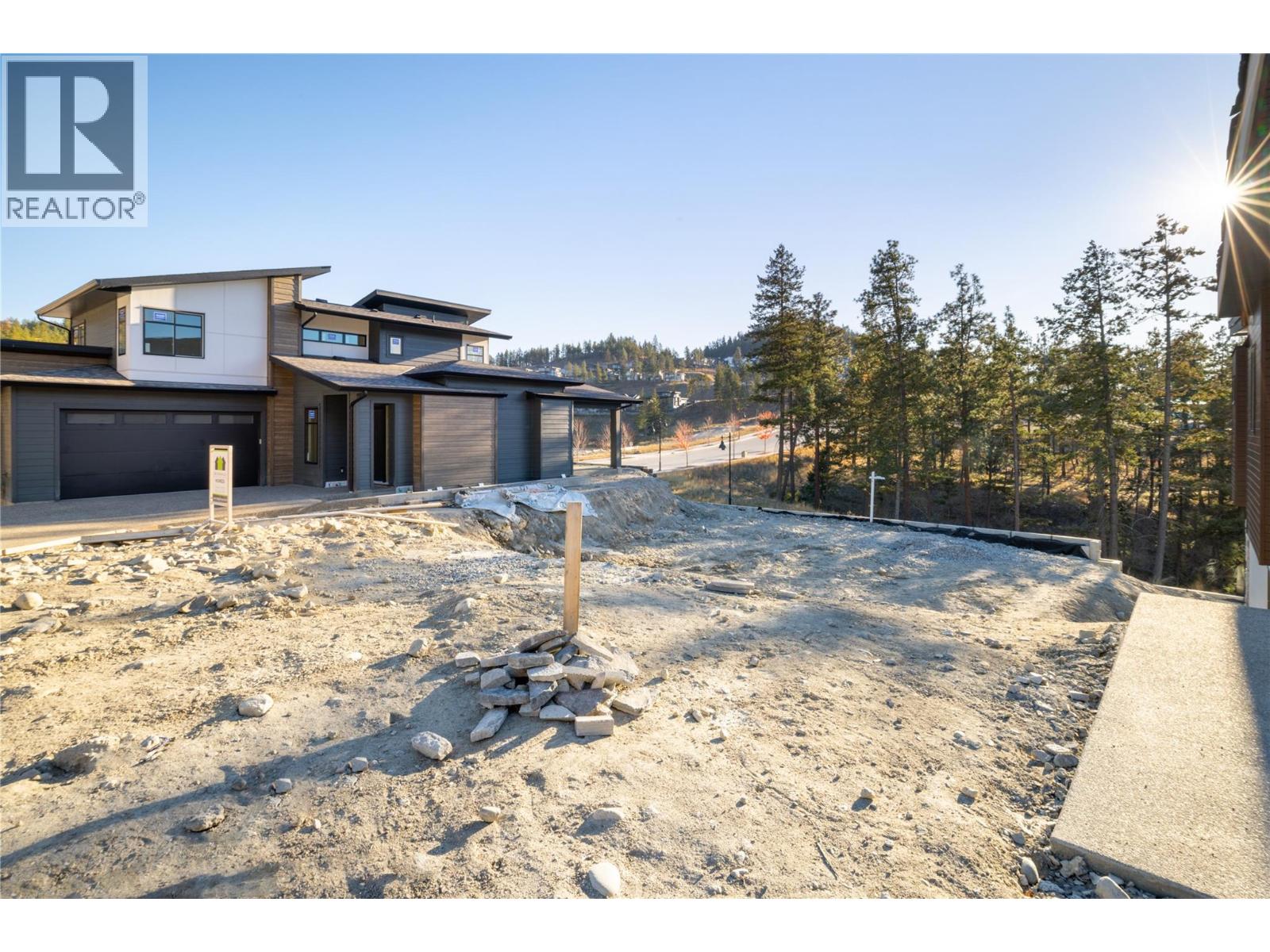 3417 Hilltown Close, Kelowna, British Columbia  V1V 2R1 - Photo 8 - 10379991