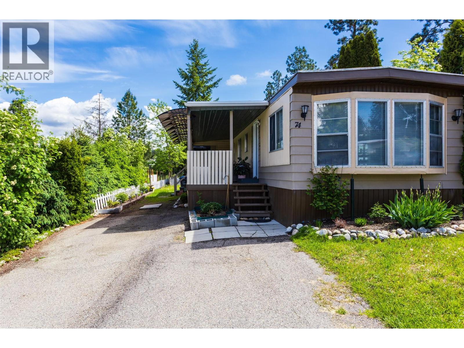 3535 Mcculloch Road Unit# 74, Kelowna, British Columbia  V1W 4R6 - Photo 2 - 10378096
