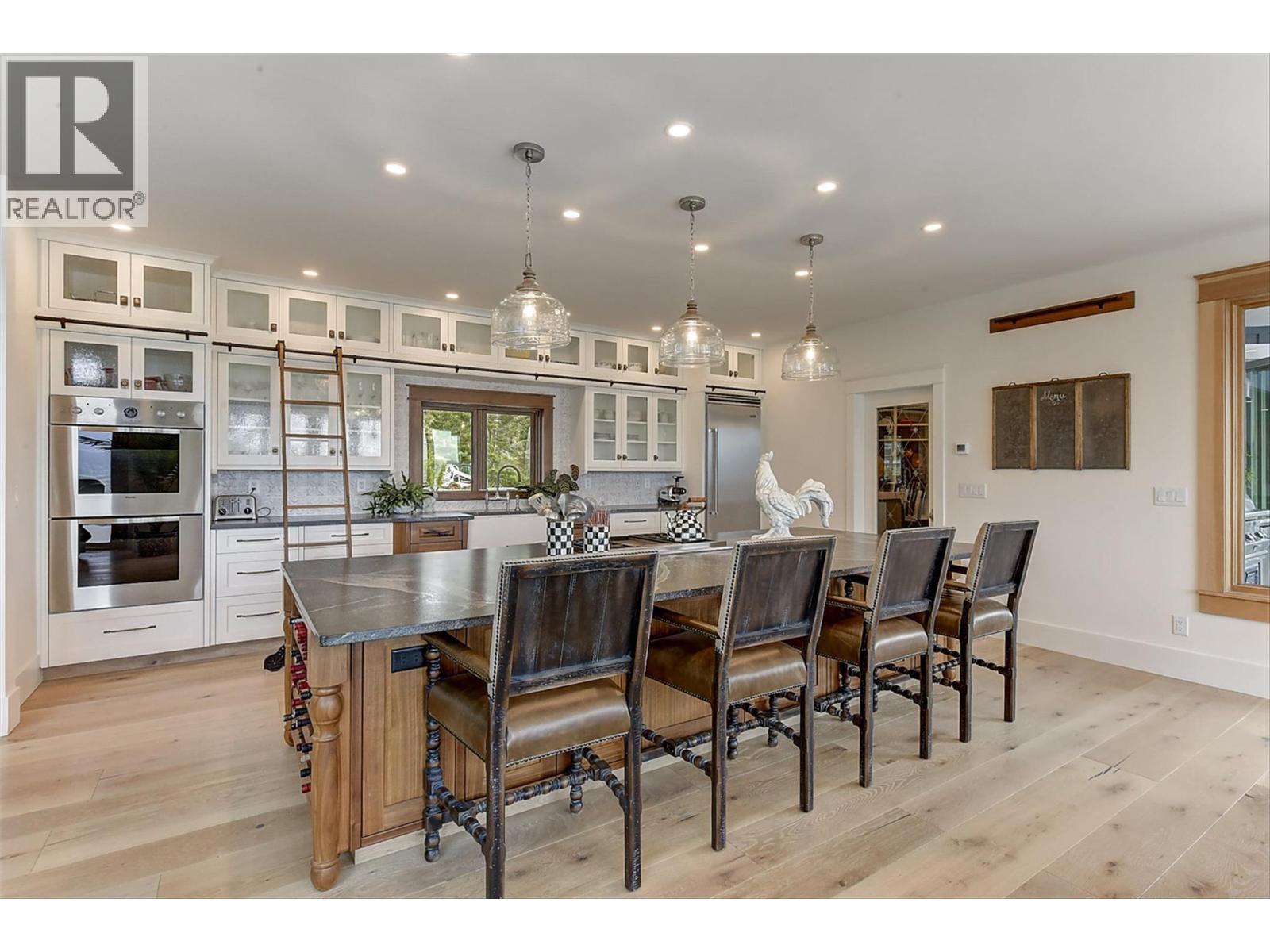 5474 Deadpine Drive, Kelowna, British Columbia  V1P 1A3 - Photo 10 - 10380132