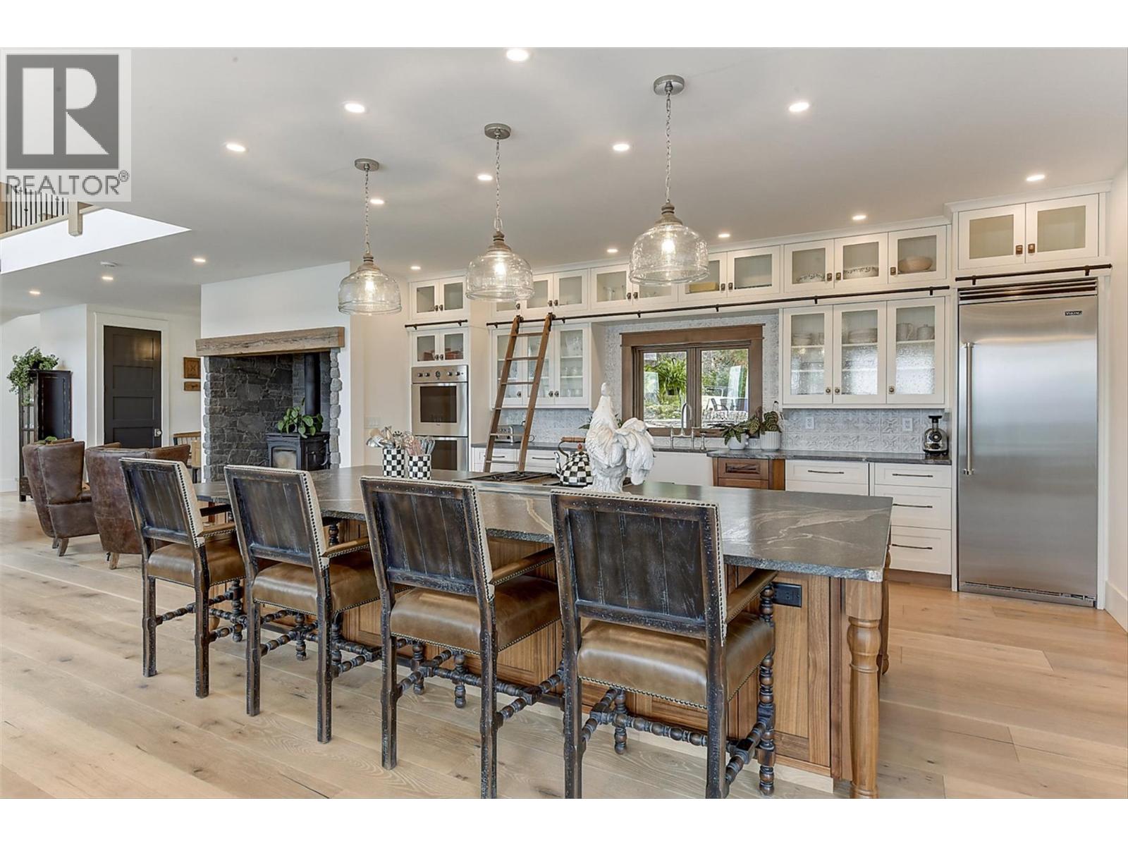 5474 Deadpine Drive, Kelowna, British Columbia  V1P 1A3 - Photo 12 - 10380132