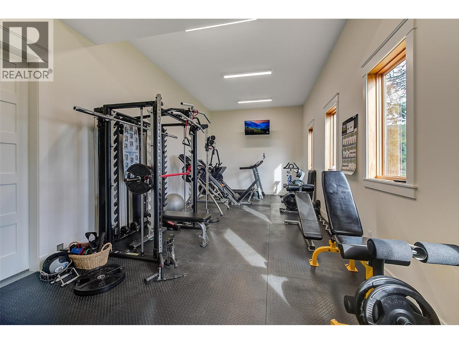 5474 Deadpine Drive, Kelowna, British Columbia  V1P 1A3 - Photo 31 - 10380132