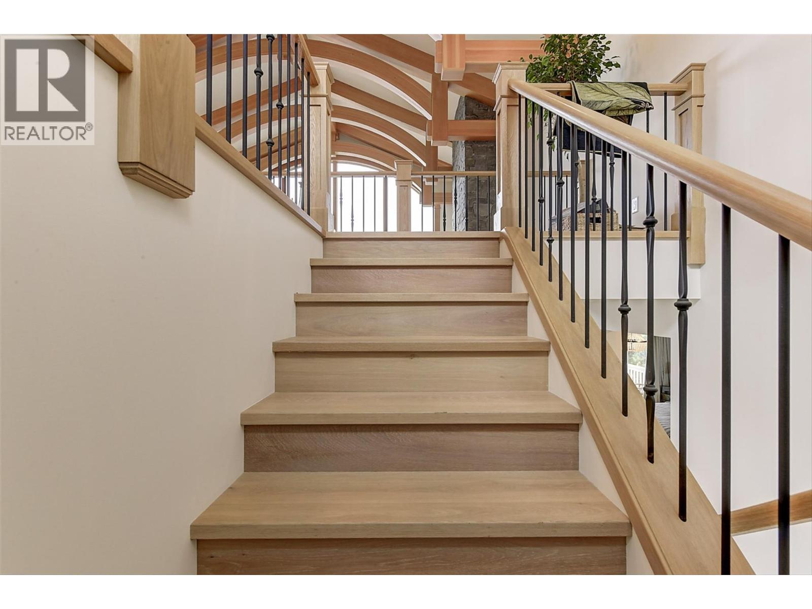 5474 Deadpine Drive, Kelowna, British Columbia  V1P 1A3 - Photo 40 - 10380132