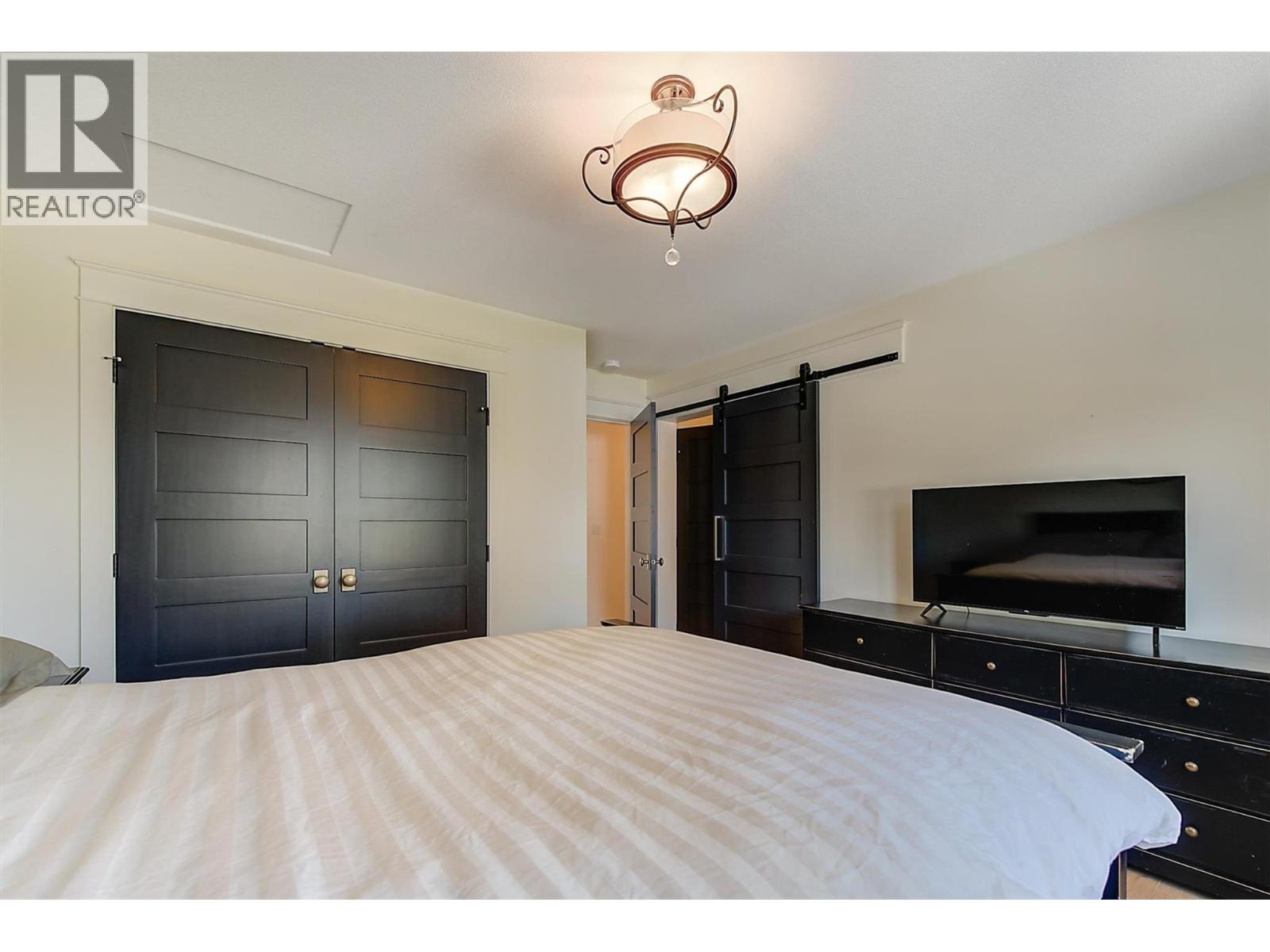 5474 Deadpine Drive, Kelowna, British Columbia  V1P 1A3 - Photo 61 - 10380132