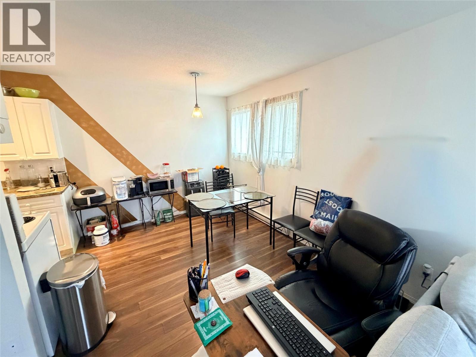 803 Fairview Road Unit# 211, Penticton, British Columbia  V2A 5Y7 - Photo 5 - 10379946